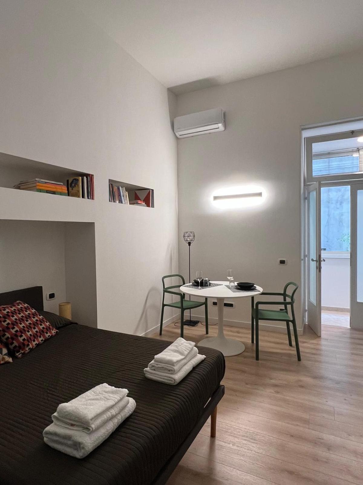 Martuccihouse Apartment เนเปิลส์ ภายนอก รูปภาพ